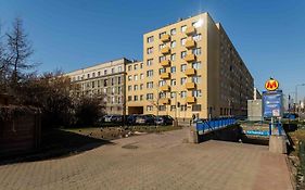 Jonagold Apartment Metro Racławicka